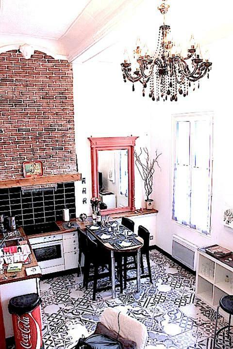 Le Duplex Du Mole Apartment Сет Екстериор снимка